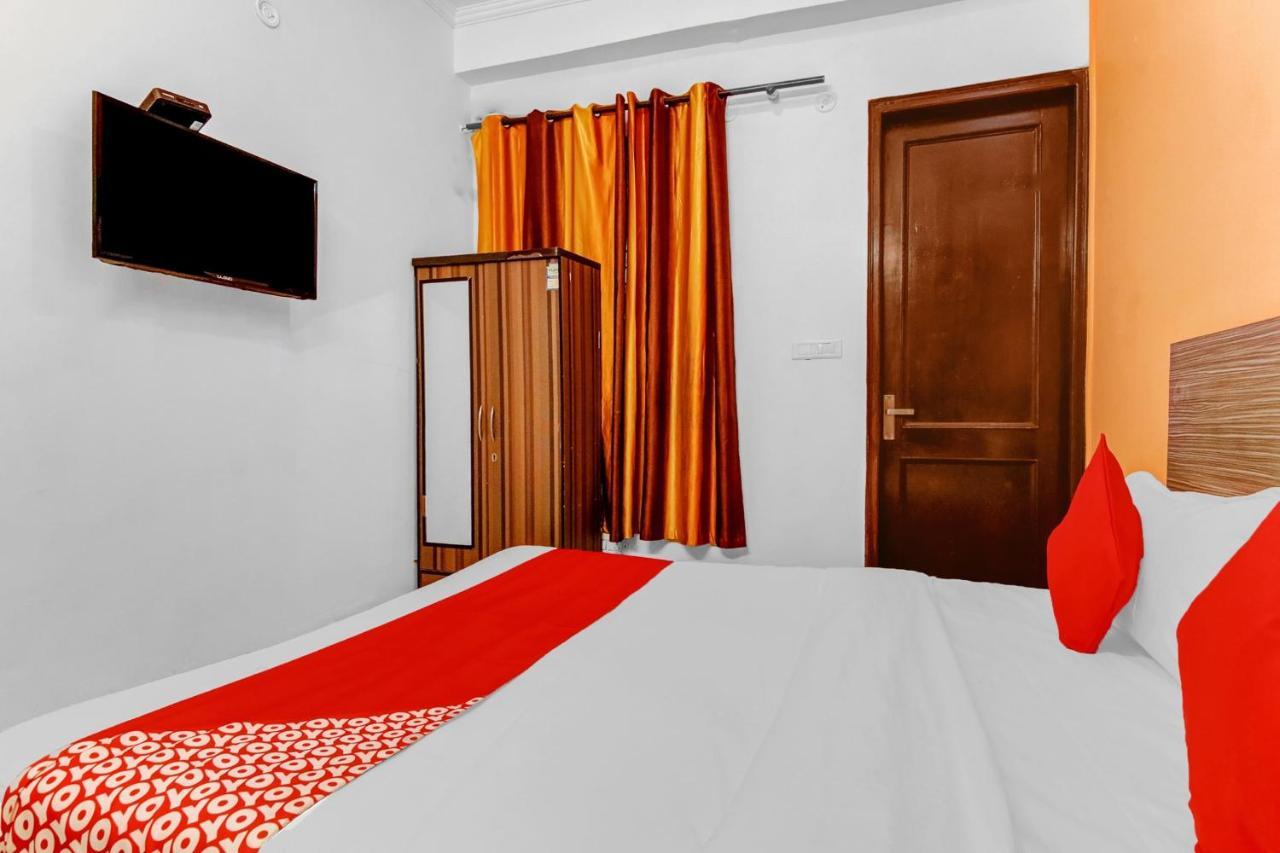 Hotel O Orlov Noida Exterior photo