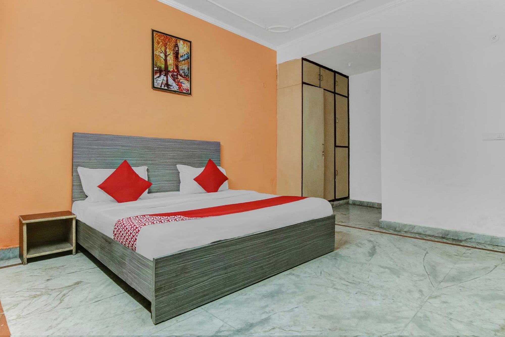 Hotel O Orlov Noida Exterior photo